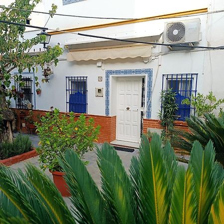 Tipico Y Pintoresco Patio De Vecinos, Con Encanto Seville Exterior photo